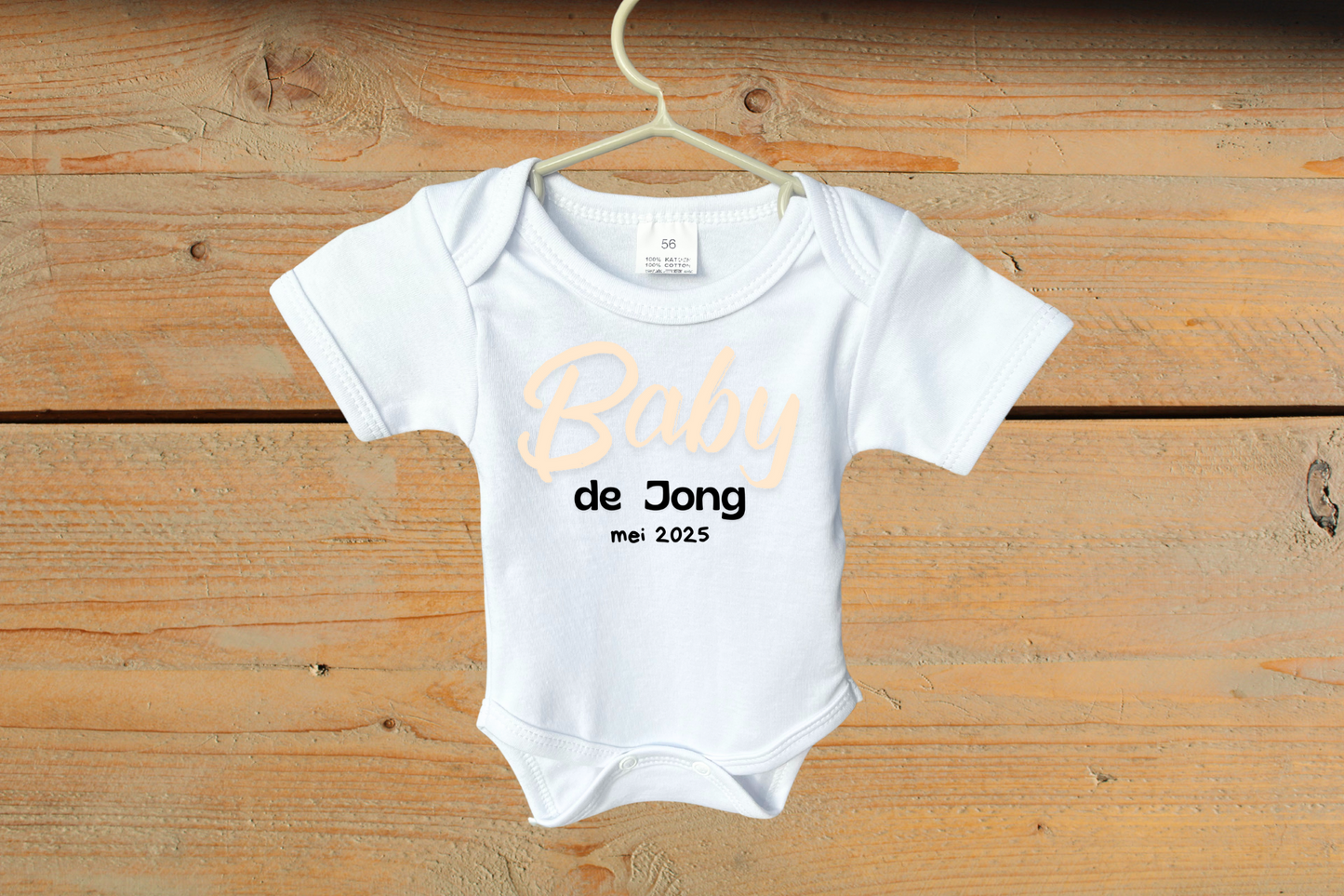 Rompertje Zwangerschapsaankondiging met Achternaam - Beige