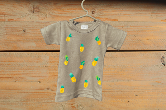 T-Shirt: Ananas