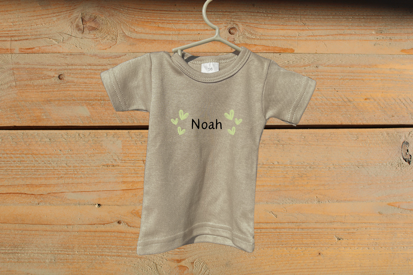 T-shirt Groene hartjes met naam