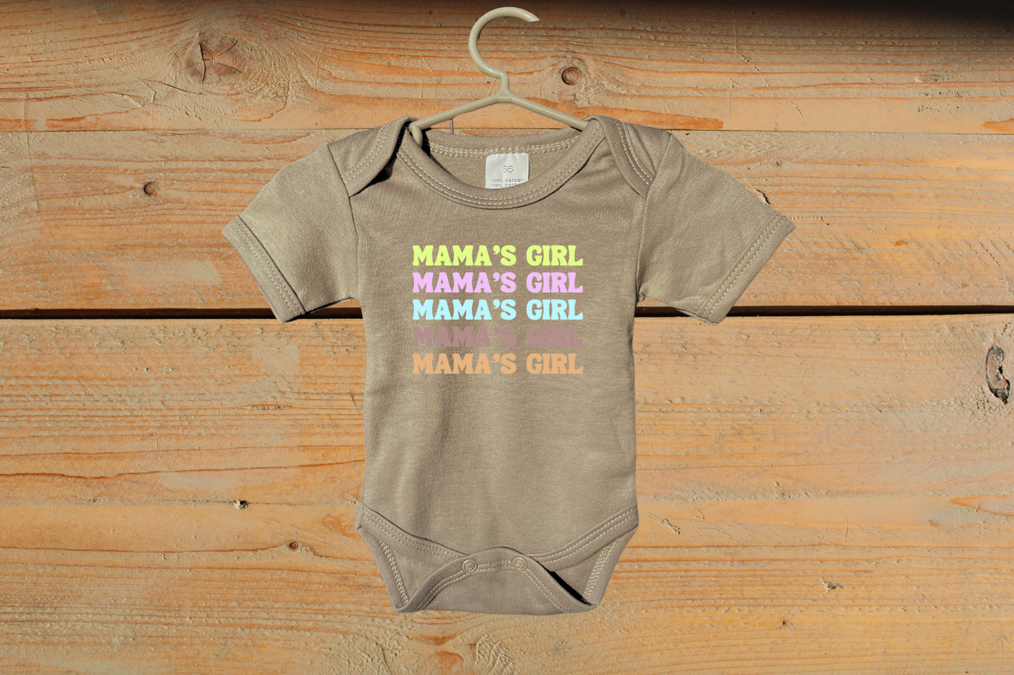 Rompertje Mama's girl