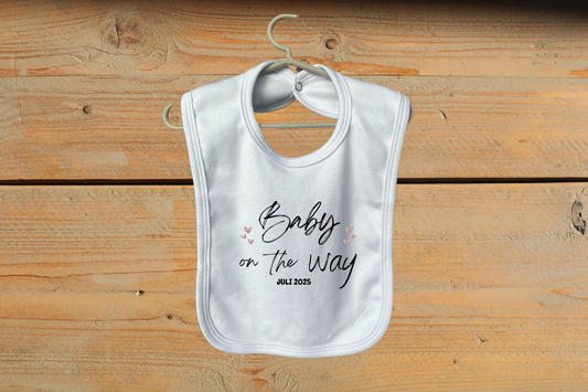 Slabbetje Aankondiging Zwangerschap 'Baby on the Way'